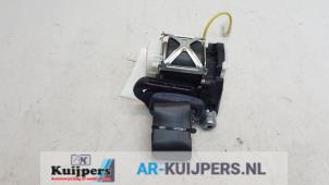 Used Rear seatbelt, left Renault Clio III (BR/CR) 1.6 16V Price € 15,00 Margin scheme offered by Autorecycling Kuijpers