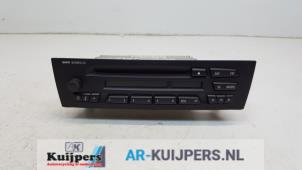 Używane Radioodtwarzacz CD BMW 1 serie (E87/87N) 120i 16V Cena € 60,00 Procedura marży oferowane przez Autorecycling Kuijpers