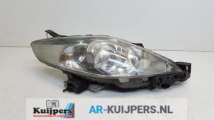 Used Headlight, right Mazda 5 (CR19) 2.0i 16V Price € 95,00 Margin scheme offered by Autorecycling Kuijpers