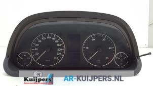 Usados Cuentakilómetros Mercedes A (W169) 2.0 A-180 CDI 16V 5-Drs. Precio € 50,00 Norma de margen ofrecido por Autorecycling Kuijpers