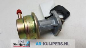Usagé Pompe carburant mécanique Mercedes 200-280 (W123) 200 Prix € 29,00 Règlement à la marge proposé par Autorecycling Kuijpers