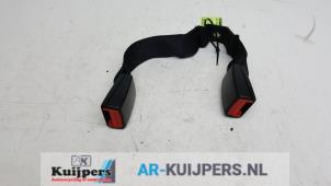 Usagé Attache ceinture arrière central BMW 1 serie (E87/87N) 118i 16V Prix € 10,00 Règlement à la marge proposé par Autorecycling Kuijpers