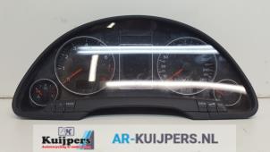 Usagé Compteur kilométrique KM Audi A4 (B7) 2.0 TFSI 20V Prix € 125,00 Règlement à la marge proposé par Autorecycling Kuijpers
