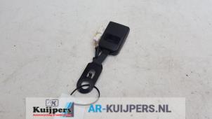 Used Front seatbelt buckle, right Peugeot 207/207+ (WA/WC/WM) 1.6 16V VTi Price € 10,00 Margin scheme offered by Autorecycling Kuijpers
