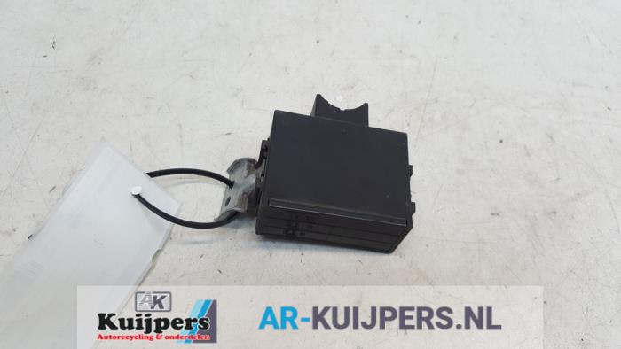 Używane Modul immobilizera Toyota Avensis Wagon (T25/B1E) 2.0 16V D-4D Cena € 34,00 Procedura marży oferowane przez Autorecycling Kuijpers