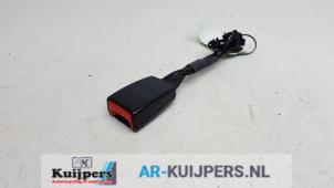 Used Front seatbelt buckle, right Audi Q5 (8RB) 2.0 TFSI 16V Quattro Price € 40,00 Margin scheme offered by Autorecycling Kuijpers