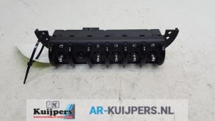 Used Electric window switch BMW Mini One/Cooper (R50) 1.6 16V Cooper Price € 20,00 Margin scheme offered by Autorecycling Kuijpers