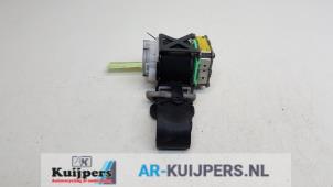 Used Front seatbelt, right Toyota Yaris II (P9) 1.3 16V VVT-i Price € 49,00 Margin scheme offered by Autorecycling Kuijpers