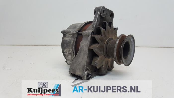 Begagnade Dynamo Volkswagen Golf II (19E) 1.8 GTI Pris € 75,00 Marginaltabell erbjuds av Autorecycling Kuijpers