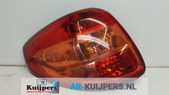 Taillight, left from a Suzuki SX4 (EY/GY) 1.9 DDiS 2006