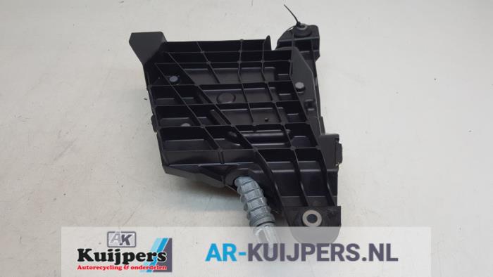 Gebrauchte Handbremse Mechanik Citroen C4 Grand Picasso (UA) 2.0 16V Autom. Preis € 100,00 Margenregelung angeboten von Autorecycling Kuijpers