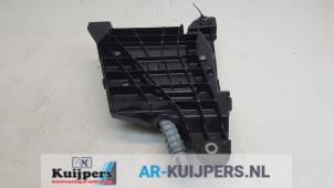 Used Parking brake mechanism Citroen C4 Grand Picasso (UA) 2.0 16V Autom. Price € 150,00 Margin scheme offered by Autorecycling Kuijpers