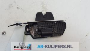 Used Tailgate lock mechanism Peugeot 208 I (CA/CC/CK/CL) 1.4 HDi Price € 15,00 Margin scheme offered by Autorecycling Kuijpers