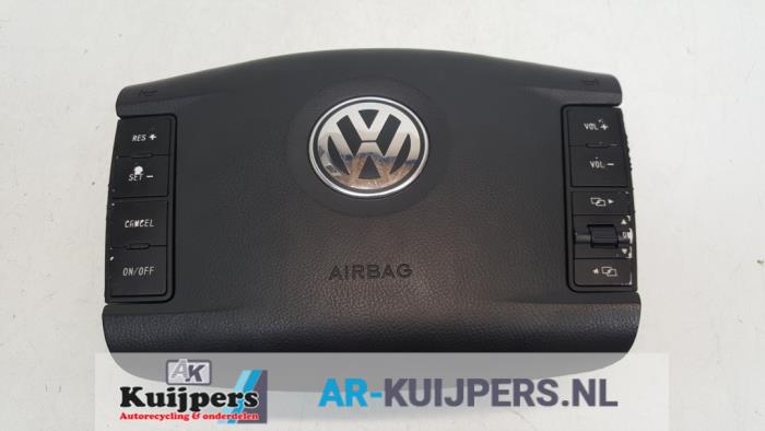 Airbag izquierda (volante) de un Volkswagen Touareg (7LA/7L6) 2.5 TDI R5 2004