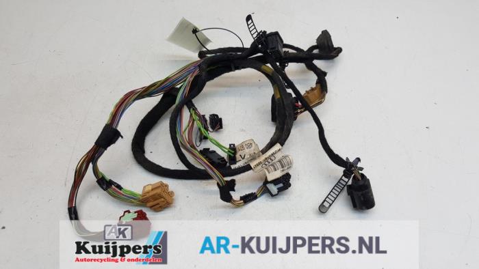 Begagnade Kablage Audi RS 6 (C5) RS6 4.2 V8 40V Biturbo Pris € 35,00 Marginaltabell erbjuds av Autorecycling Kuijpers