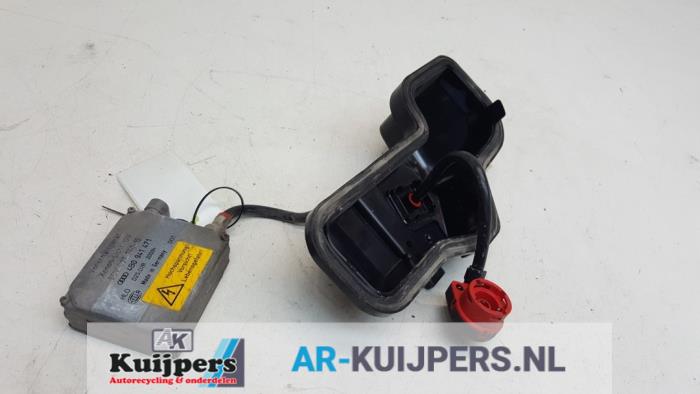 Używane Modul ksenonowy Audi RS 6 (C5) RS6 4.2 V8 40V Biturbo Cena € 35,00 Procedura marży oferowane przez Autorecycling Kuijpers