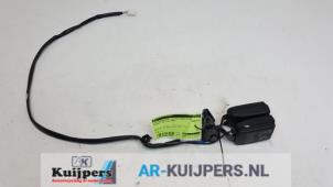 Used Rear seatbelt buckle, centre Peugeot 308 (4A/C) 1.6 16V THP 150 Price € 20,00 Margin scheme offered by Autorecycling Kuijpers