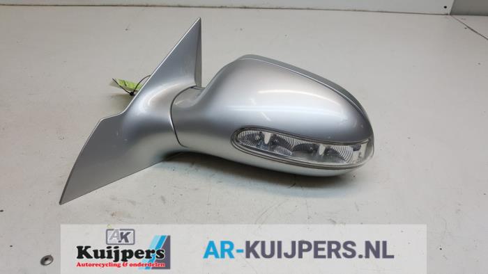 Wing mirror, left from a Mercedes-Benz CLK (W209) 5.4 55 AMG V8 24V 2004