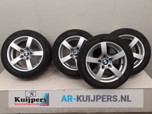 Używane Zestaw obreczy i opon BMW 3 serie Compact (E46/5) 316ti 16V Cena € 175,00 Procedura marży oferowane przez Autorecycling Kuijpers