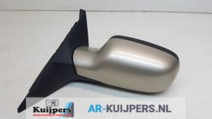 Used Wing mirror, right Renault Scénic II (JM) 1.6 16V Price € 30,00 Margin scheme offered by Autorecycling Kuijpers