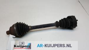 Used Front drive shaft, left Volkswagen Transporter T4 1.9 TD Price € 25,00 Margin scheme offered by Autorecycling Kuijpers