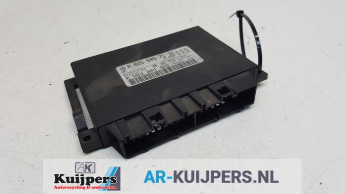 Begagnade PDC-modul Mercedes E (W211) 3.2 E-320 CDI 24V Pris € 15,00 Marginaltabell erbjuds av Autorecycling Kuijpers