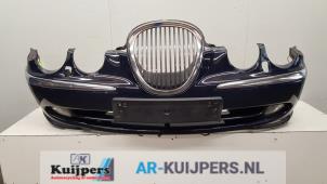 Usagé Pare-chocs avant Jaguar S-type (X200) 4.0 V8 32V Prix € 95,00 Règlement à la marge proposé par Autorecycling Kuijpers
