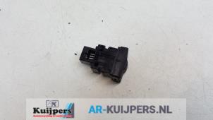 Used Height control switch Daihatsu Materia 1.3 16V Price € 15,00 Margin scheme offered by Autorecycling Kuijpers