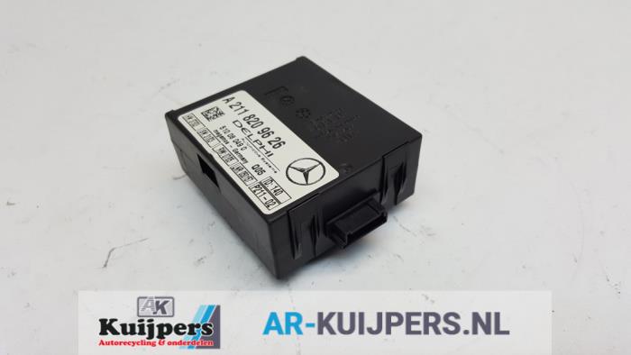 Begagnade Larmmodul Mercedes E (W211) 5.0 E-500 V8 24V Pris € 15,00 Marginaltabell erbjuds av Autorecycling Kuijpers
