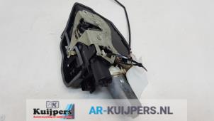Used Front door lock mechanism 4-door, right BMW 7 serie (E65/E66/E67) 760i,Li 6.0 V12 48V Price € 50,00 Margin scheme offered by Autorecycling Kuijpers