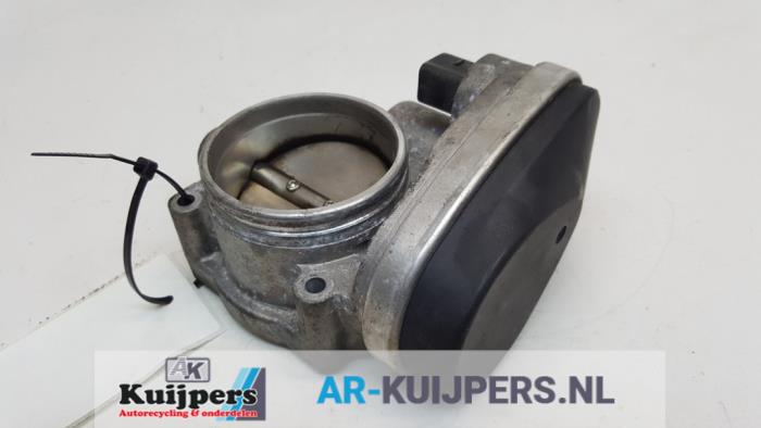 Gebrauchte Drosselklappengehäuse BMW 7 serie (E65/E66/E67) 760i,Li 6.0 V12 48V Preis € 30,00 Margenregelung angeboten von Autorecycling Kuijpers