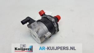 Usagé Pompe à eau Audi E-tron (GEN) 50 Prix € 90,00 Règlement à la marge proposé par Autorecycling Kuijpers