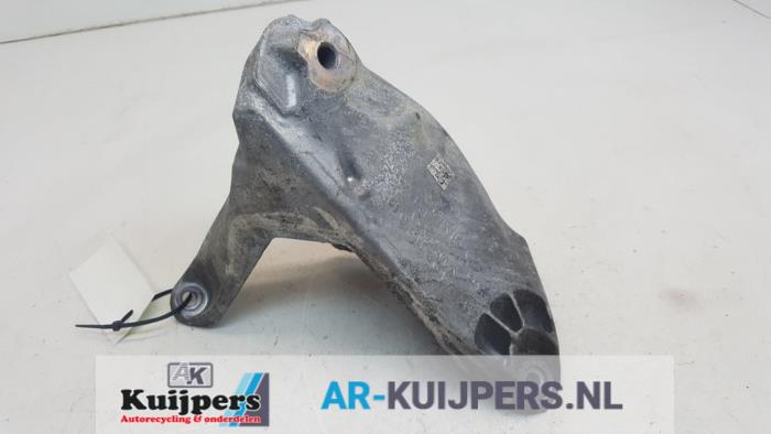 Used Engine mount Audi e-tron (GEN) 50 quattro Price € 15,00 Margin scheme offered by Autorecycling Kuijpers