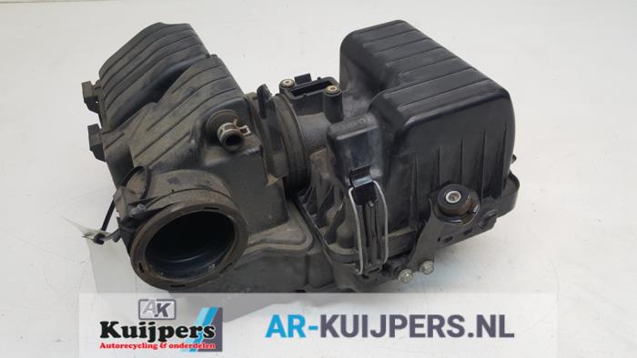 Begagnade Luftfilterhus Honda Jazz (GE6/GE8/GG/GP) 1.2 VTEC 16V Pris € 30,00 Marginaltabell erbjuds av Autorecycling Kuijpers