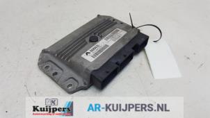 Used Engine management computer Renault Clio III (BR/CR) 1.6 16V Price € 35,00 Margin scheme offered by Autorecycling Kuijpers