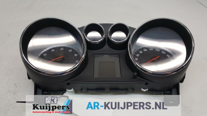 Compteur kilométrique KM d'un Opel Meriva 1.4 Turbo 16V ecoFLEX 2012