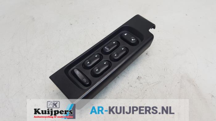 Używane Przelacznik combi okienny Landrover Freelander Hard Top 2.0 td4 16V Cena € 30,00 Procedura marży oferowane przez Autorecycling Kuijpers