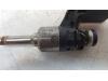 Injector (petrol injection) from a Volkswagen Touran (1T1/T2) 1.4 16V TSI 140 2007