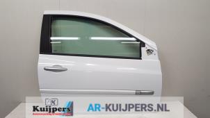 Używane Drzwi prawe wersja 2-drzwiowa Renault Clio III (BR/CR) 1.5 dCi FAP Cena € 95,00 Procedura marży oferowane przez Autorecycling Kuijpers