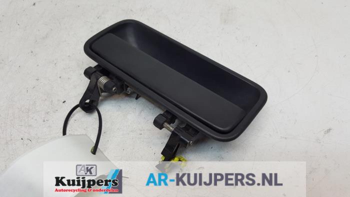 Begagnade Handtag Landrover Freelander Hard Top 2.0 td4 16V Pris € 19,00 Marginaltabell erbjuds av Autorecycling Kuijpers