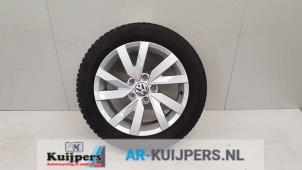 Usagé Jante + pneumatique Volkswagen Caddy III (2KA,2KH,2CA,2CH) 1.9 TDI Prix € 49,00 Règlement à la marge proposé par Autorecycling Kuijpers