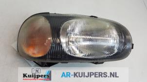 Usagé Phare droit Suzuki Alto (RF410) 1.1 16V Prix € 24,00 Règlement à la marge proposé par Autorecycling Kuijpers