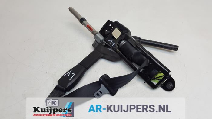 Front seatbelt, left from a Volvo V50 (MW) 1.6 D 16V 2009
