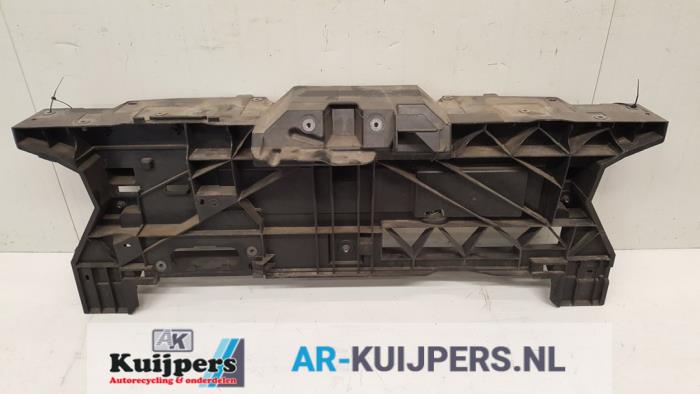 Begagnade Front Peugeot Expert (V1/VA/VB/VE/VF/VT/VY) 2.0 Blue HDi 120 16V Pris € 70,00 Marginaltabell erbjuds av Autorecycling Kuijpers