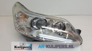Used Headlight, right Citroen C4 Berline (LC) 1.6 16V Price on request offered by Autorecycling Kuijpers