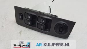 Usados Interruptor combinado de ventanillas Hyundai Matrix 1.6 16V Precio € 34,00 Norma de margen ofrecido por Autorecycling Kuijpers