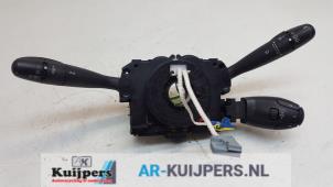 Used Steering column stalk Peugeot 307 (3A/C/D) 1.4 16V Price € 75,00 Margin scheme offered by Autorecycling Kuijpers