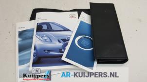 Usagé Livret d'instructions Toyota Yaris II (P9) 1.3 16V VVT-i Prix € 19,00 Règlement à la marge proposé par Autorecycling Kuijpers