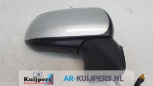 Used Wing mirror, right Mazda Premacy 1.8 16V Price € 20,00 Margin scheme offered by Autorecycling Kuijpers