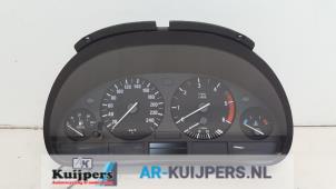 Usagé Compteur kilométrique KM BMW 5 serie (E39) 530d 24V Prix € 75,00 Règlement à la marge proposé par Autorecycling Kuijpers